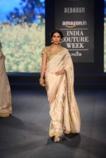 Model walk for Debarun Show at India Couture Week 2015 on 1st Aug 2015  (73)_55be158fc8a89.JPG