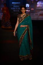 Model walk for Debarun Show at India Couture Week 2015 on 1st Aug 2015  (79)_55be15980aaff.JPG