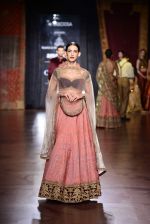 Model walk for Harpreet and Rimple Narula Show at India Couture Week 2015 on 1st Aug 2015  (92)_55be14940b5bb.JPG
