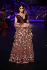 Model walks for manish malhotra at icw day 5 grand finale on 2nd Aug 2015 (105)_55bf1a10b7134.JPG