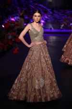 Model walks for manish malhotra at icw day 5 grand finale on 2nd Aug 2015 (106)_55bf1a118db19.JPG