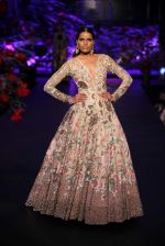 Model walks for manish malhotra at icw day 5 grand finale on 2nd Aug 2015 (118)_55bf1a1b1c23c.JPG