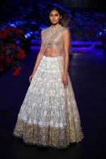 Model walks for manish malhotra at icw day 5 grand finale on 2nd Aug 2015 (147)_55bf1a31a82f2.JPG