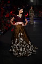 Model walks for manish malhotra at icw day 5 grand finale on 2nd Aug 2015 (41)_55bf19d54ca7e.JPG