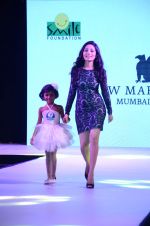 at Smile Foundations Fashion Show Ramp for Champs, a fashion show for education of underpriveledged children on 2nd Aug 2015(220)_55bf1b1e900f3.JPG