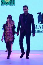 at Smile Foundations Fashion Show Ramp for Champs, a fashion show for education of underpriveledged children on 2nd Aug 2015(229)_55bf1b28efb22.JPG