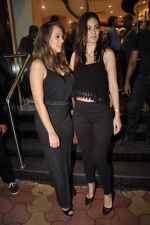 Bruna Abdullah, Hazel Keech at Namrata Purohit_s The Lazy Girl_s Guide to Being Fit book Launch in crossword Kemps Corner on 5th Aug 2015 (20)_55c31c671abcb.JPG
