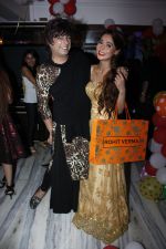 Sara Khan Birthday Party in Mumbai on 6th Aug 2015 (42)_55c454831f3a9.jpg