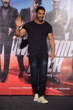 John Abraham at Welcome Back title song launch in Mumbai on 8th Aug 2015 (128)_55c743eda674c.JPG