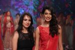 Sarah Jane Dias walks for Jyotsna Tiwari Show at India Bridal Week on 9th Aug 2015  (59)_55c85553931b1.jpg