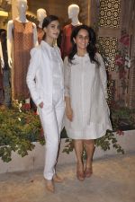 Diana Penty at Anita Dongre_s Grass Root store launch in Khar on 12th Aug 2015 (45)_55cca8e984647.JPG