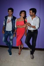 Jacqueline Fernandez, Akshay Kumar and Sidharth Malhotra at the interview for the film brothers in Novotel on 12th Aug 2015 (78)_55cc455957247.JPG
