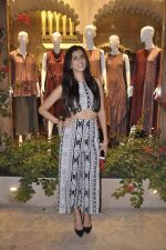 Nishka Lulla at Anita Dongre_s Grass Root store launch in Khar on 12th Aug 2015 (54)_55cca959a0d47.JPG