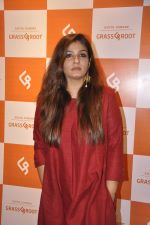 Raveena Tandon at Anita Dongre_s Grass Root store launch in Khar on 12th Aug 2015 (101)_55cca9c193c0e.JPG