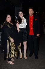 at Zarine Khan_s The Khan_s Family Secret Cookbook book Launch in The Charcoal Project on 12th Aug 2015 (20)_55cc49c67e9d6.JPG