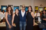Zayed Khan at Farah Khan Ali_s new collection launch with Tanishq in Andheri, Mumbai on 13th Aug 2015 (214)_55cdad6d1dea7.JPG
