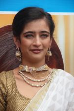 Akshara Haasan Launch Diamonds Showroom on 20th Aug 2015 (21)_55d738ec4b2cf.jpg