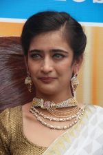 Akshara Haasan Launch Diamonds Showroom on 20th Aug 2015 (37)_55d738fbba114.jpg