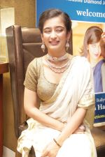 Akshara Haasan Launch Diamonds Showroom on 20th Aug 2015 (98)_55d7393254068.jpg