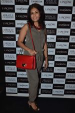 at Lancome promotions hosted Pratima Bhatia in Palladium on 20th Aug 2015 (222)_55d739d9f09b1.JPG
