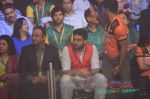 Abhishek Bachchan at Pro Kabaddi semifinals in Mumbai on 21st Aug 2015 (162)_55d87df73a6e3.JPG