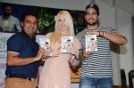 Sidharth Malhotra at Healthy Kitchen book launch by celebrity nutritionist Marika Johansson in Mumbai on 21st Aug 2015 (53)_55d87e8c59763.JPG