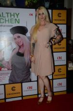 at Healthy Kitchen book launch by celebrity nutritionist Marika Johansson in Mumbai on 21st Aug 2015 (25)_55d87e0180e0f.JPG