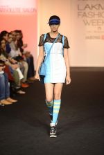 Model walk the ramp for Baggit Lil Shilpa Show on day 1 of LIFW on 26th Aug 2015 (132)_55dece6839998.JPG