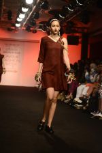 Model walk the ramp for Gen next Show on day 1 of LIFW on 26th Aug 2015 (123)_55decec7974c9.JPG