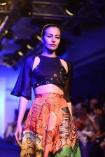 Model walk the ramp for Gen next Show on day 1 of LIFW on 26th Aug 2015 (187)_55decf03303ec.JPG