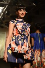 Model walk the ramp for Gen next Show on day 1 of LIFW on 26th Aug 2015 (29)_55dece97d7798.JPG