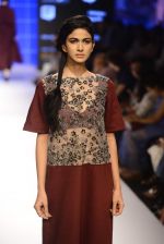 Model walk the ramp for IIK Show on day 1 of LIFW on 26th Aug 2015 (139)_55ded1910a889.JPG