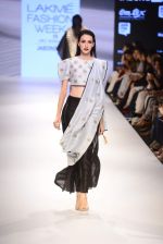 Model walk the ramp for Payal Singhal Show on day 1 of LIFW on 26th Aug 2015 (129)_55ded289e5e60.JPG