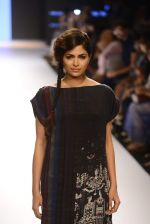Model walk the ramp for Quirkbox Show on day 1 of LIFW on 26th Aug 2015 (16)_55ded10443214.JPG
