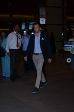 Alessandro Del Piero arrives in India on 30th Aug 2015 (25)_55e40190371d9.JPG