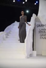 Model walk the ramp for gaurav gupta Show at the grand finale of Lakme Fashion Week on 30th Aug 2015 (1574)_55e403263cabc.JPG