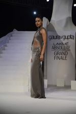 Model walk the ramp for gaurav gupta Show at the grand finale of Lakme Fashion Week on 30th Aug 2015 (1622)_55e40351a878d.JPG