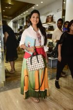 Maria Goretti at Hidesign store for Vogue Fashion Night Out on 2nd Sept 2015 (3)_55e7fb28a6571.JPG