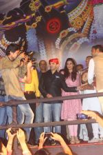 Raveena Tandon Celebrate Janmasthami in Pune (1)_55ee835827772.jpg