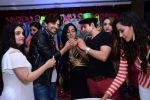 Gurmeet Chaudhary at Sangeeta Kapure Birthday celebration in Mumbai on 10th Sept 2015 (5)_55f281014ff25.jpg