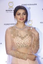 Prachi Desai at Forever Mark event in Prabhadevi on 10th Sept 2015 (22)_55f28ca82759a.JPG