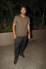 Leander paes snapped at Mumbai airport on 15th Sept 2015 (10)_55f91fafa6229.JPG