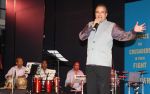 Suresh Wadkar performed at the _Care for Cancer Patients - Annual Day Event_  organised by NGO Vishwas.6_55ffa46b126ae.JPG