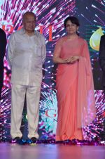 Sharmila Tagore at Globoil awards in Renaissance Powai on 29th Sept 2015 (68)_560b8ef90bbf0.JPG