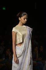 Model walk the ramp for Anavila show on day 1 of Amazon india fashion week on 7th Oct 2015 (282)_5615511f1bd31.JPG