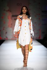 Model walk the ramp for Hemant and Nandita show on day 2 of Amazon india fashion week on 8th Oct 2015 (48)_56167ec104f4b.JPG