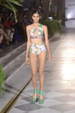 Model walk the ramp for Shivan Naresh on day 1 of Amazon india fashion week on 7th Oct 2015 (3)_56160ce9b4c8b.JPG