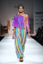 Model walk the ramp for Anupama Dayal Show at Amazon Fashion Week Day 3 on 9th Oct 2015  (58)_561900a972187.JPG
