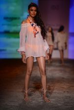Model walk the ramp for Payal Jain Show at Amazon Fashion Week Day 3 on 9th Oct 2015  (16)_5619009114f3a.JPG