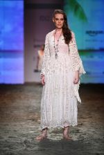Model walk the ramp for Payal Jain Show at Amazon Fashion Week Day 3 on 9th Oct 2015  (25)_561900f5a0bb9.JPG